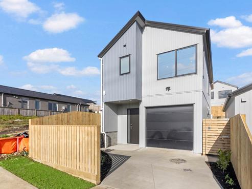 43 Puwha Street, Massey