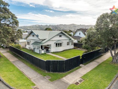 18 Riddiford Street, Woburn
