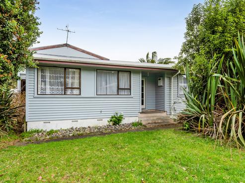 12 Seaview Road, Marfell