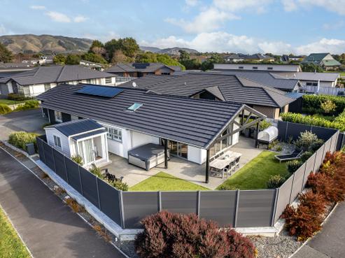 55 Waipunahau Road, Waikanae