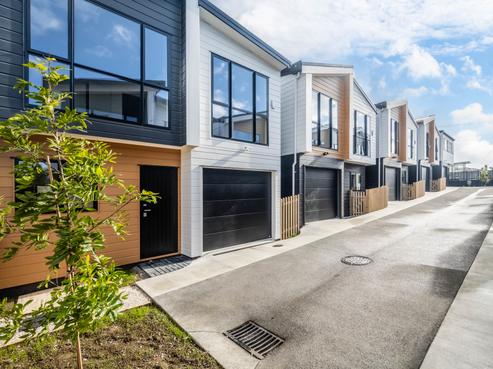 108 Taikata Road, Te Atatu Peninsula