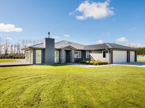 140 Mount Biggs Road, Halcombe