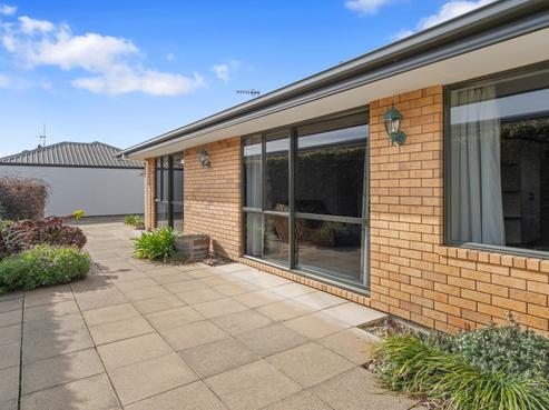 3 Barnaby Way, The Wood