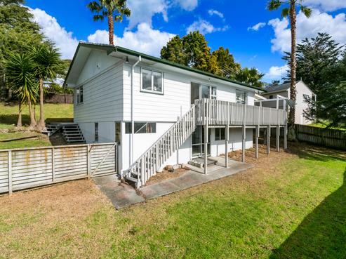 51 Manuka Road, Bayview