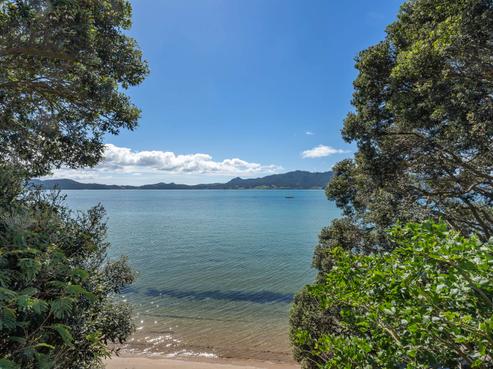 156 One Tree Point Road, One Tree Point