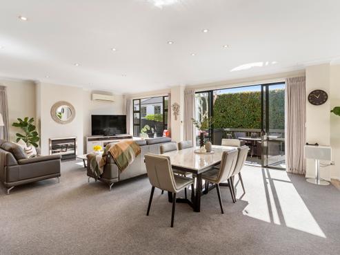 142A Saint Johns Road, Saint Johns