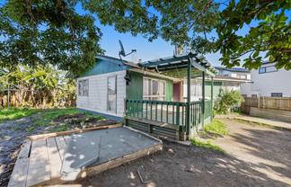 30 Finlayson Avenue, Clendon Park
