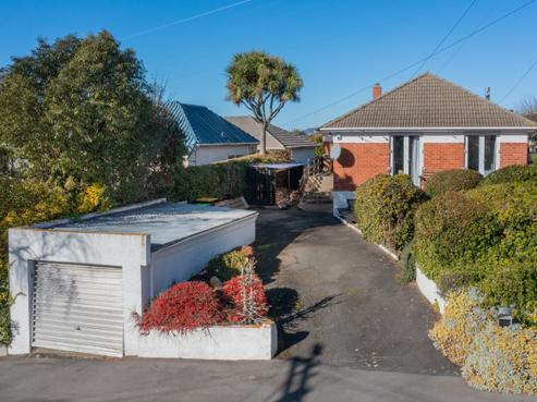 132 Centennial Avenue, Helensburgh