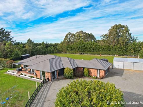 962 Two Chain Road, Swannanoa