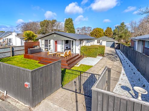 7 Gregan Crescent, Burnside