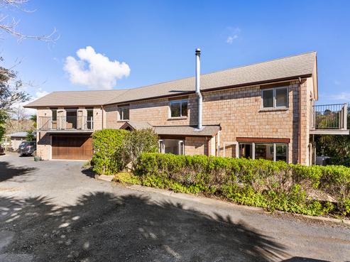371 Whitford Road, Whitford