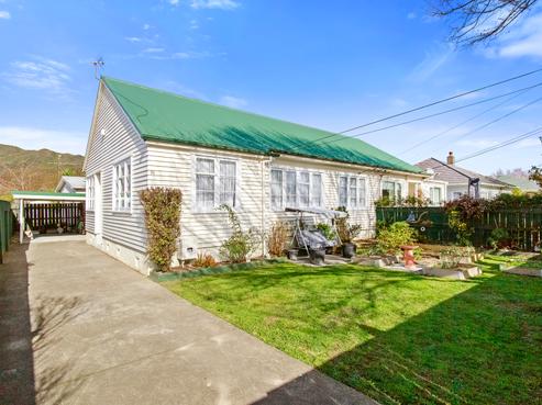 80 Naenae Road, Naenae