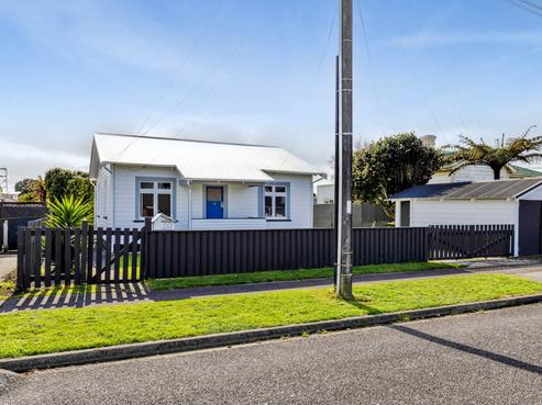 10 Erin Street, Hawera