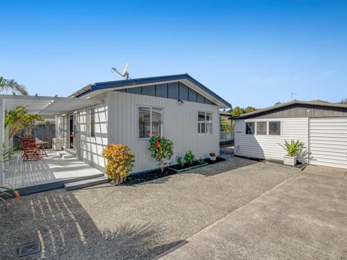 1/8 Bay Street, Red Beach