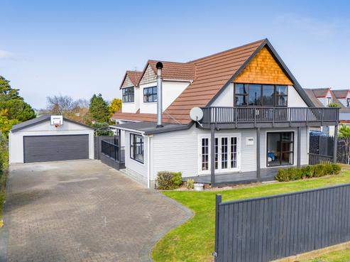 16 Douglas Street, Hawera