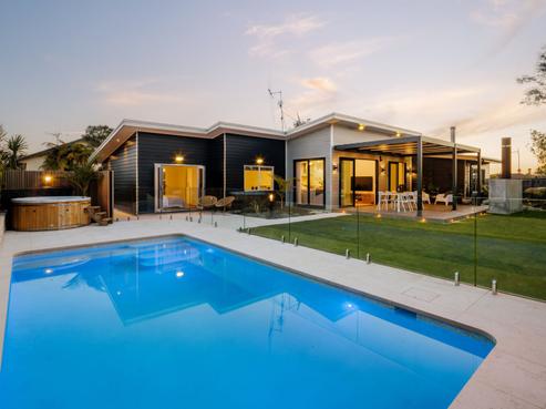 13 Margrain Close, Huntington