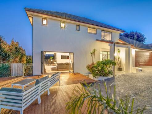 103 Alec Craig Way, Gulf Harbour