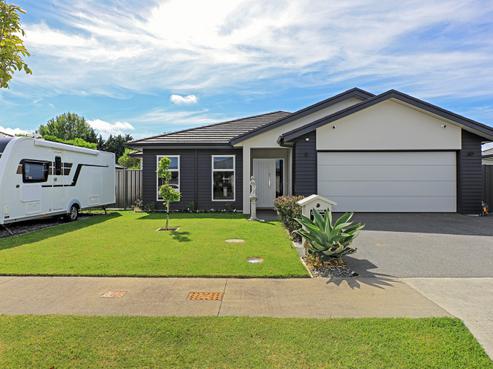 25 Young Place, Taradale