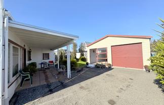 42 Higginson Street, Otane