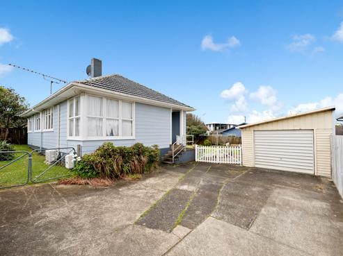 1/61 Greenslade Crescent, Northcote