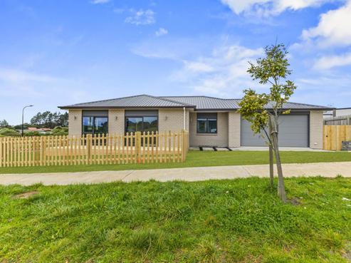 35 Regis Park Drive, Pukekohe