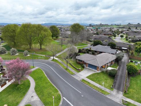 35 Farringdon Avenue, Rototuna North