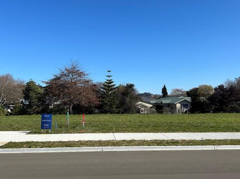 8 Pyke Place, Wakefield