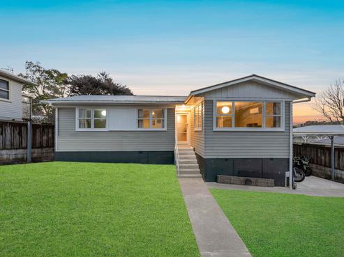 6 Larissa Avenue, Henderson