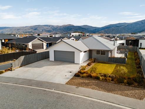 28 Hosking Drive, Cromwell