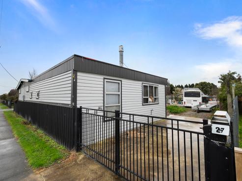 27 Dundas Road, Sanson