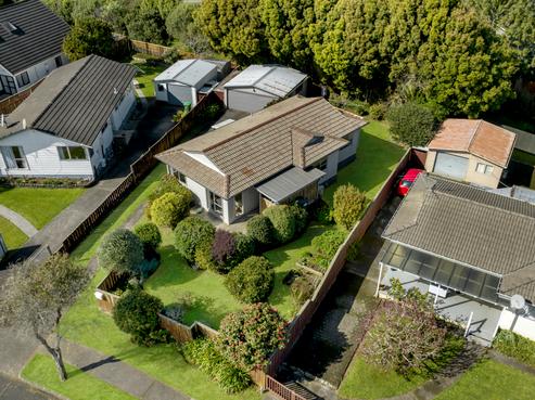 15 Darren Crescent, Half Moon Bay