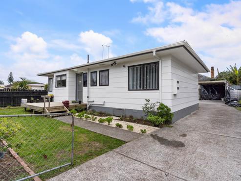 2/13 John Street, Mangere East