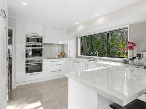 44 Norman Lesser Drive, Saint Johns