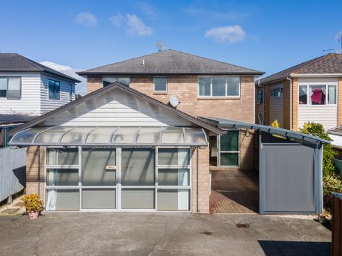 402 Ormiston Road, Flat Bush