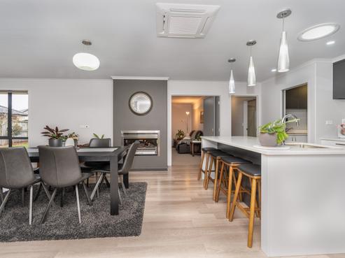 52 Aquila Crescent, Rototuna North