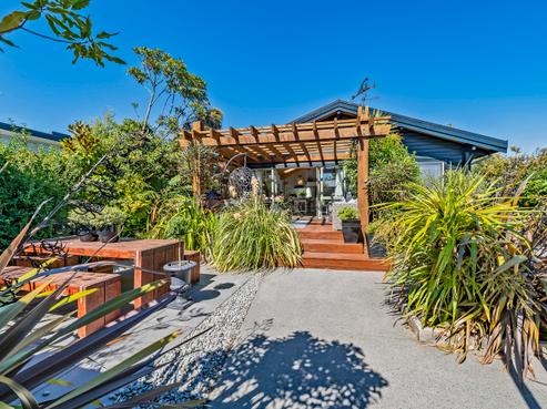 11 Swindells Road, Waikuku Beach