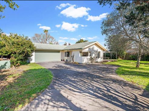 8A Sandspit Road, Waiuku