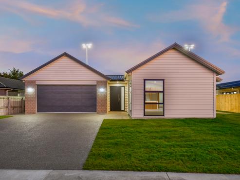 23 Hudson Place, Paraparaumu