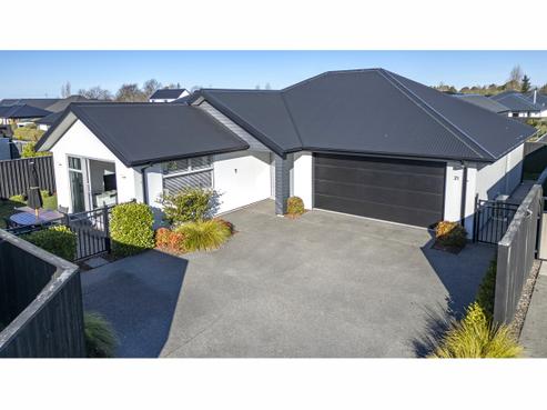 21 Salisbury Avenue, Fernside