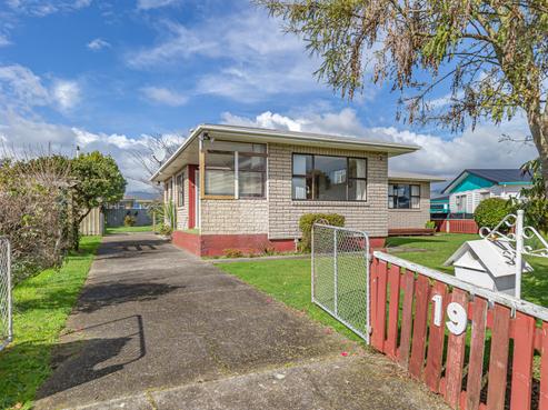 19 Balmoral Street, Levin
