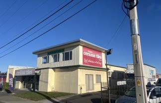 Tidy first floor office with profile