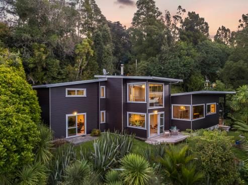 30 Tinopai Road, Titirangi