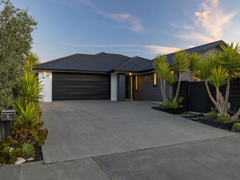 4 Sandpiper Place, Waimairi Beach