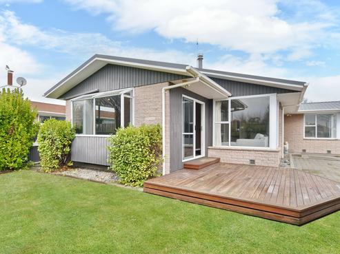 54 Oriana Crescent, Hornby