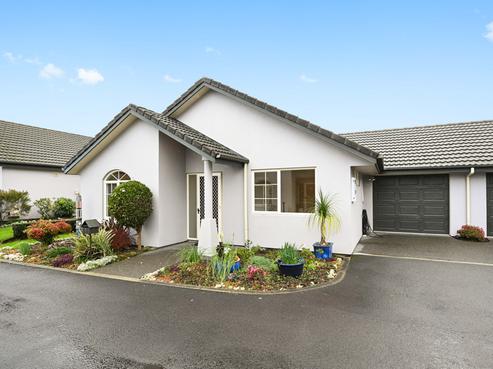 24/16 Rototuna Road, Flagstaff
