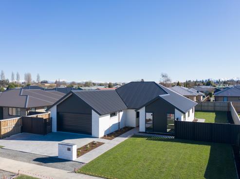 14 Strowan Avenue, Elgin