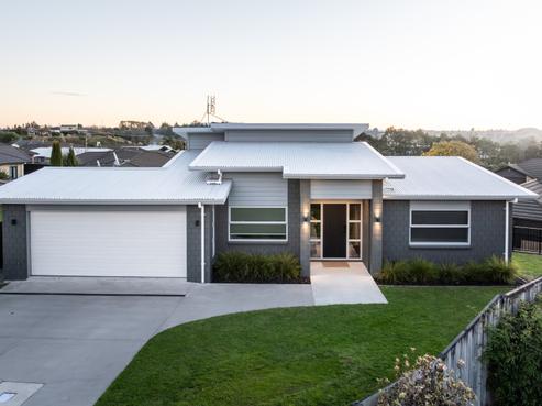 7 Vosper Close, Leamington
