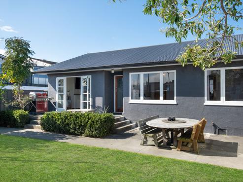 6 Lee Road, Taradale