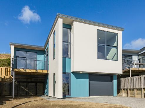 7 Cottonwood Lane, Woodridge