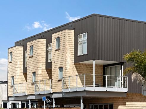 2/7 Vialou Street, Hamilton Central